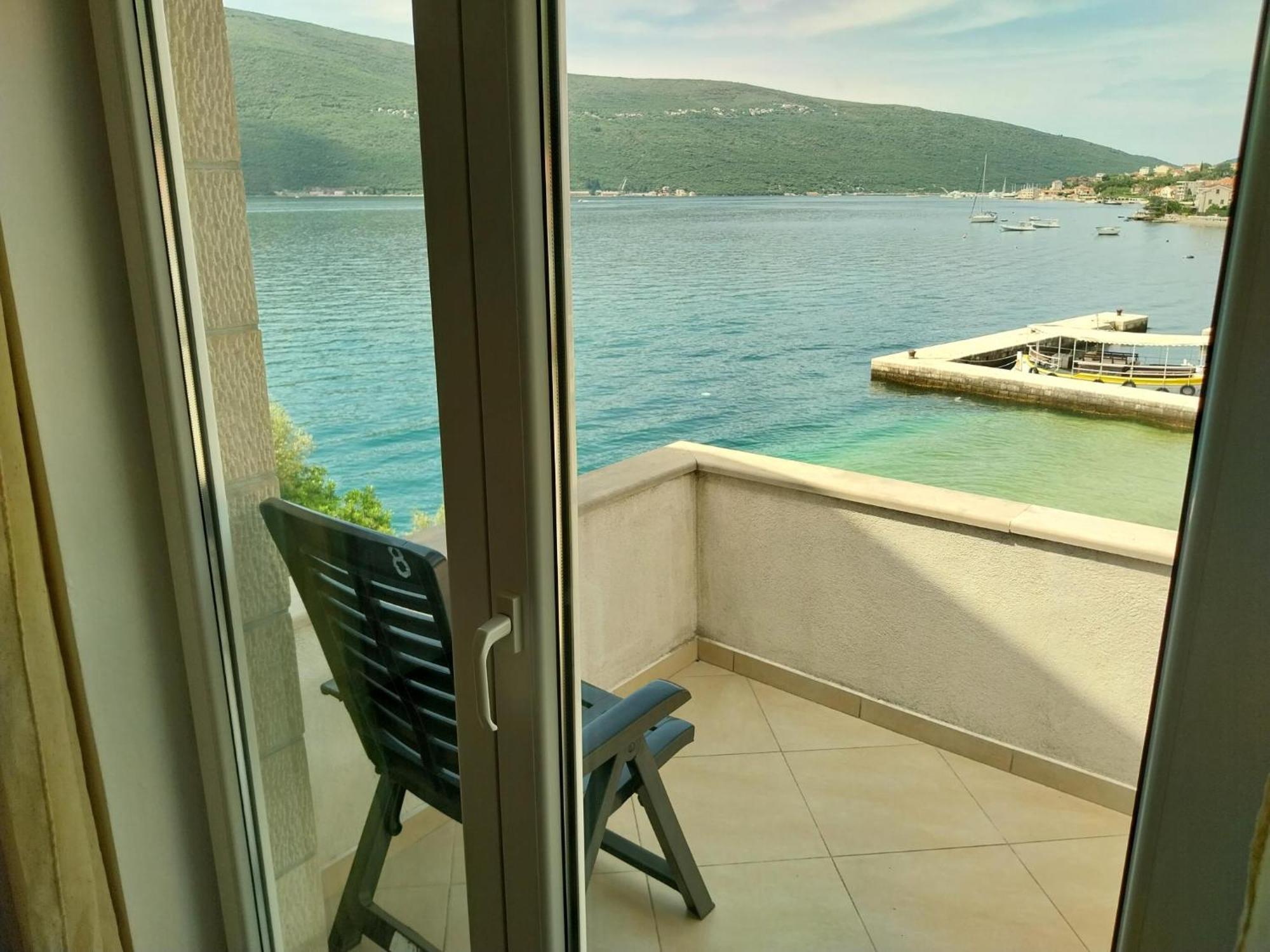 Apartments Villa Danilovic แฮร์เซ็ก-โนวี ภายนอก รูปภาพ