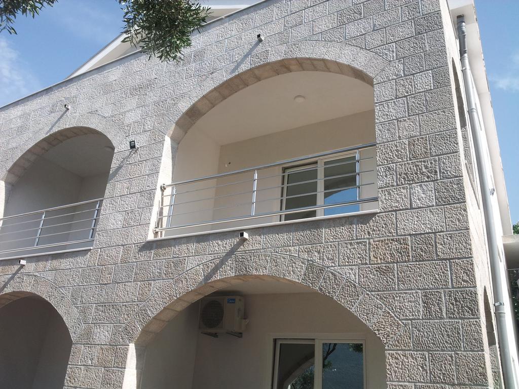 Apartments Villa Danilovic แฮร์เซ็ก-โนวี ภายนอก รูปภาพ