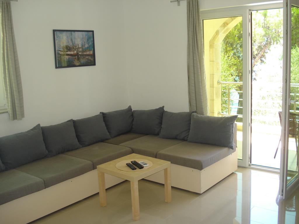 Apartments Villa Danilovic แฮร์เซ็ก-โนวี ภายนอก รูปภาพ